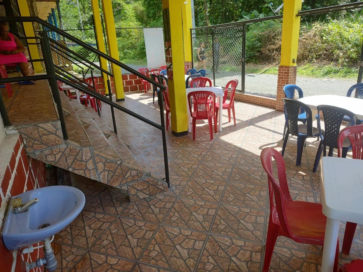 Casa Hospedaje Mayesty 호텔 San Cipriano 외부 사진
